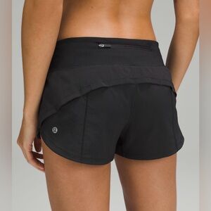 Lululemon Speed Up Low-rise lined short 2.5” in Black size 4